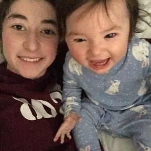 Meet your Posher, Caroline